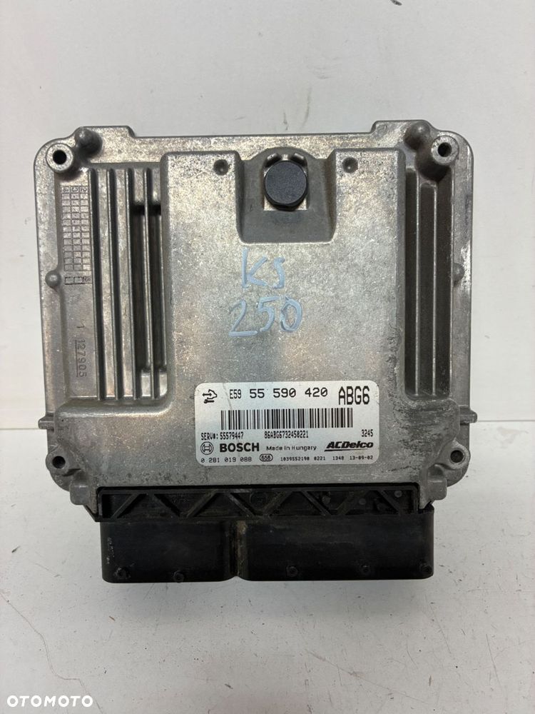 OPEL KOMPUTER  STEROWNIK  SILNIKA ECU 1039S52190 55579447 - 1