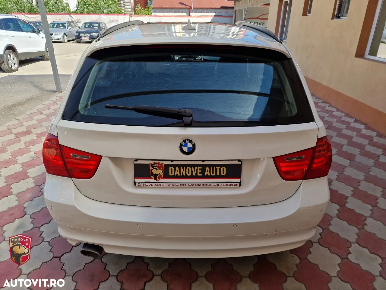 BMW Seria 3 320d Touring xDrive Aut. - 10