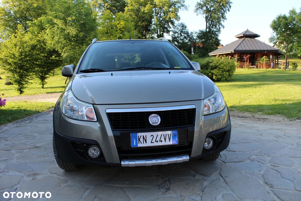 Fiat Sedici 1.6 16V 4x4 Luxury - 5