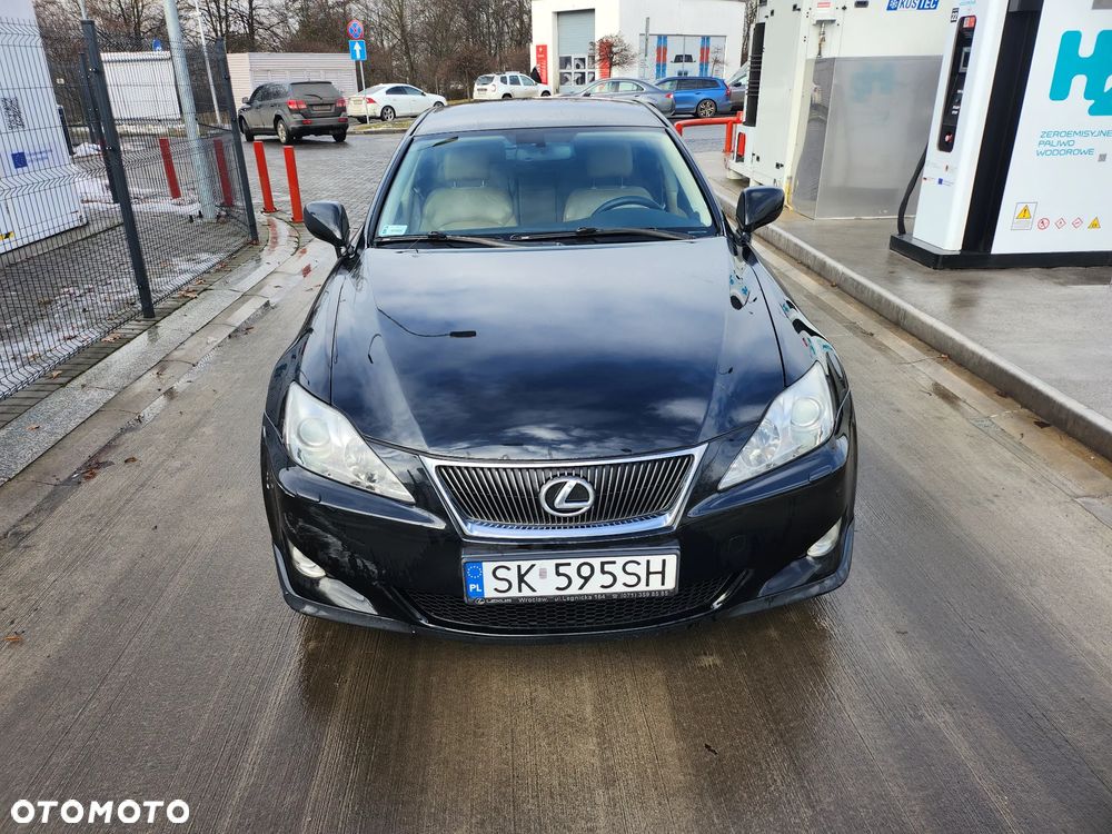 Lexus IS 250 Prestige - 10