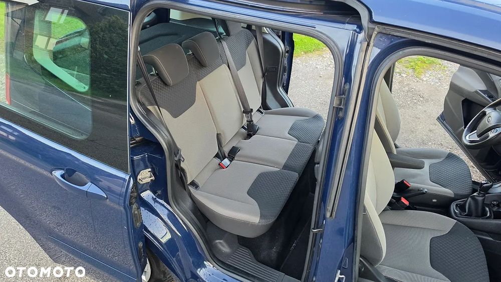 Ford Tourneo Courier 1.5 TDCi Trend - 10