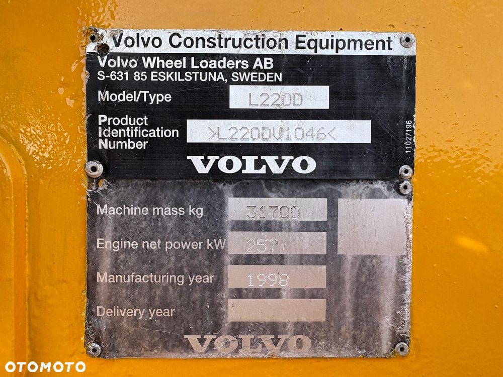 Volvo L220D - 8