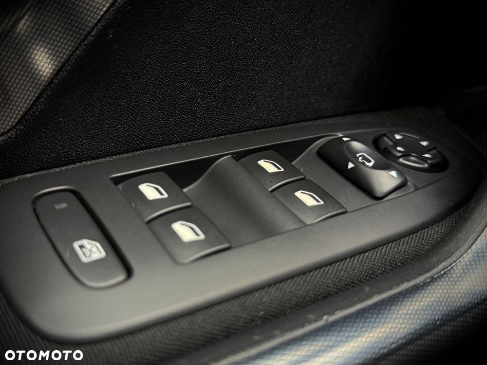 Peugeot 2008 PureTech 110 Stop&Start Allure - 27