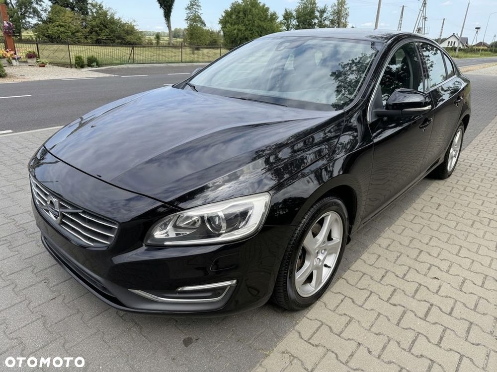 Volvo S60 T3 Drive-E Momentum - 1