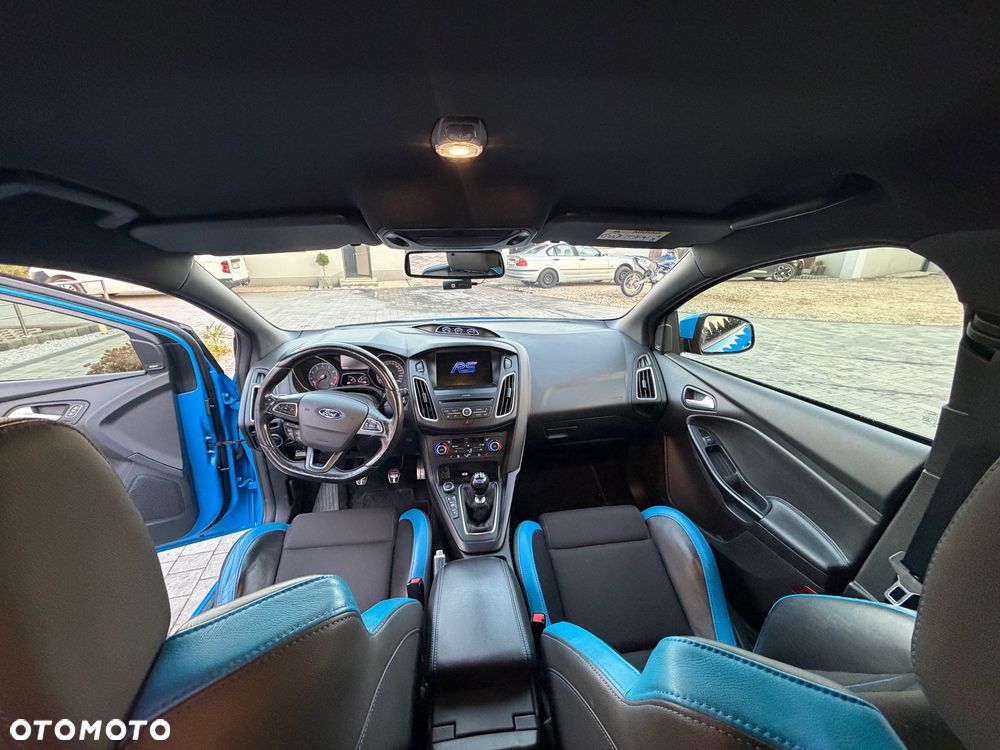 Ford Focus 2.3 EcoBoost RS - 13