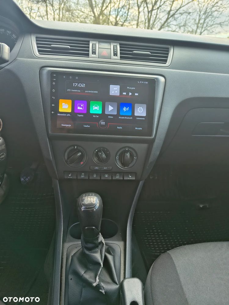 Skoda RAPID 1.2 TSI Active Max - 12