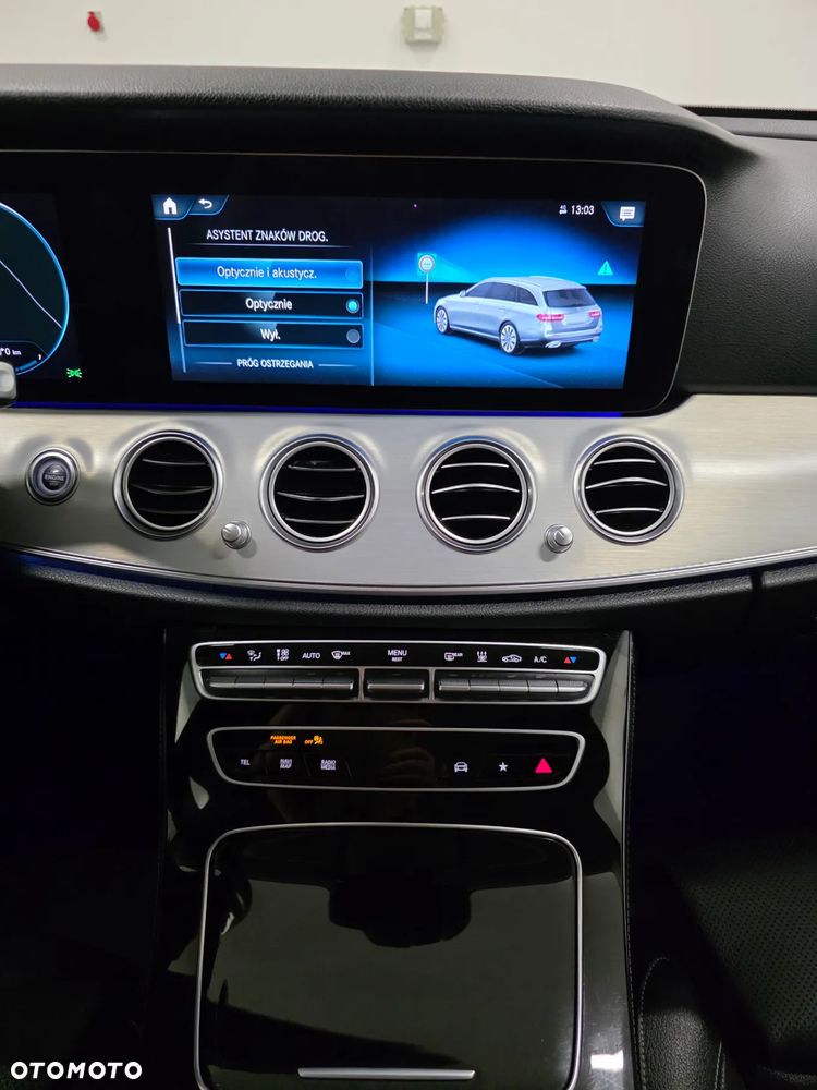 Mercedes-Benz Klasa E - 11