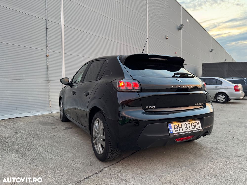 Peugeot 208 - 34