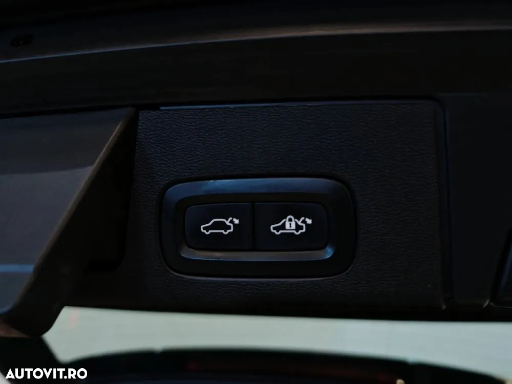 Volvo XC 60 D4 Momentum - 14