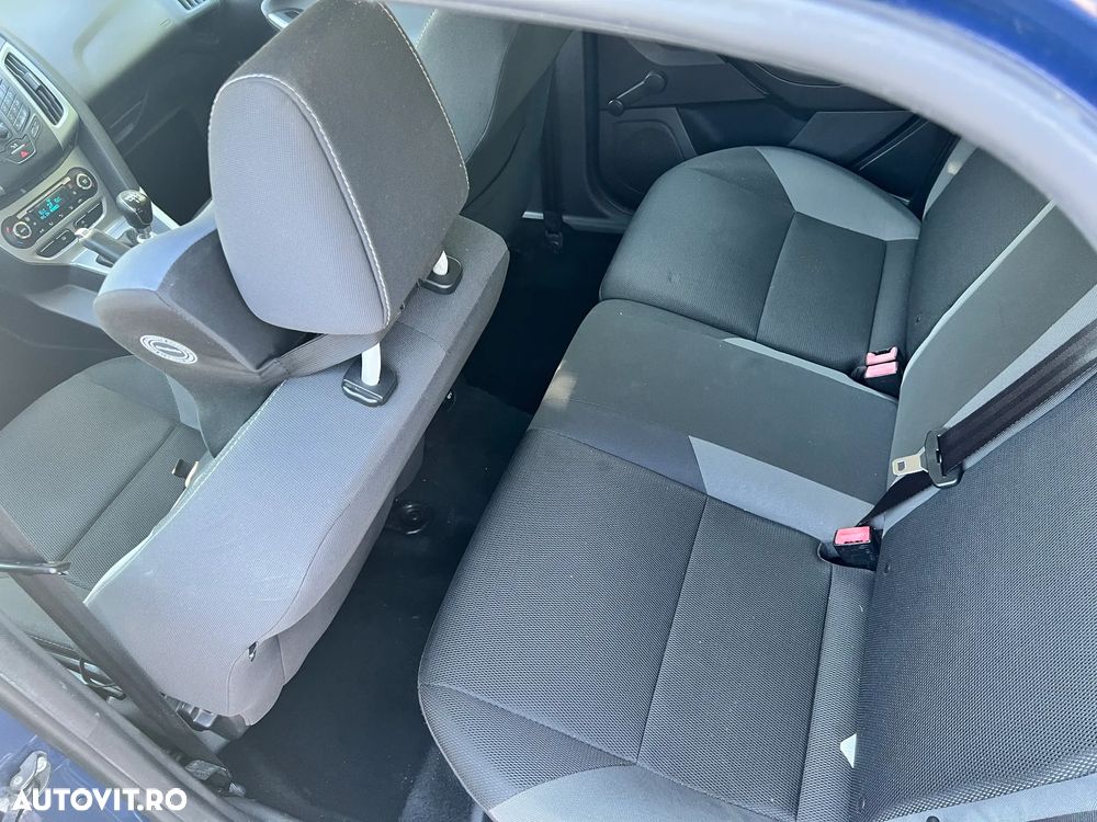 Ford Focus - 7