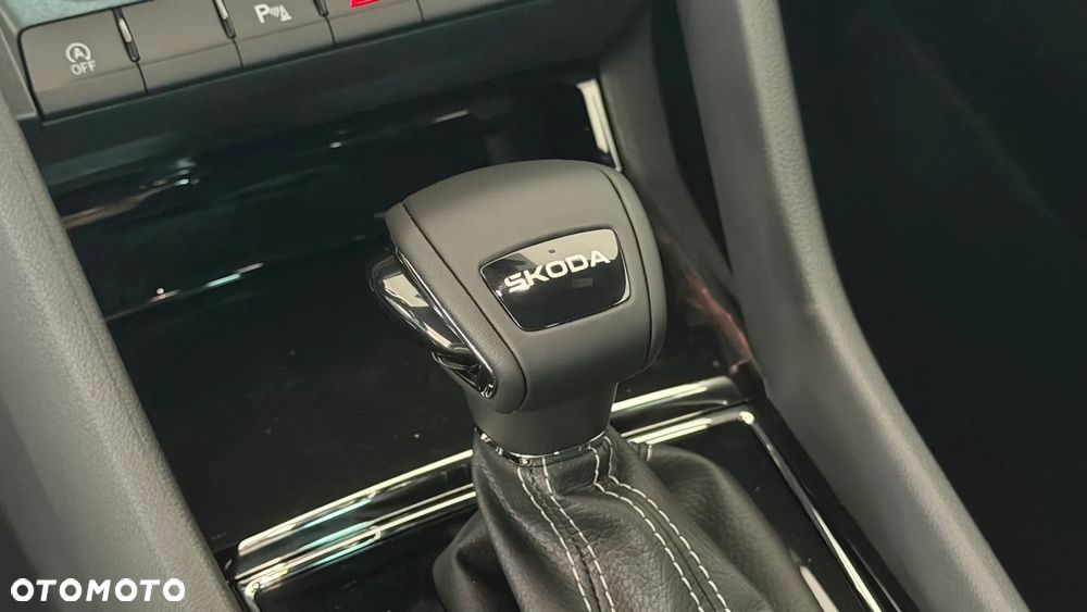 Skoda Karoq 1.5 TSI ACT Sportline DSG - 20