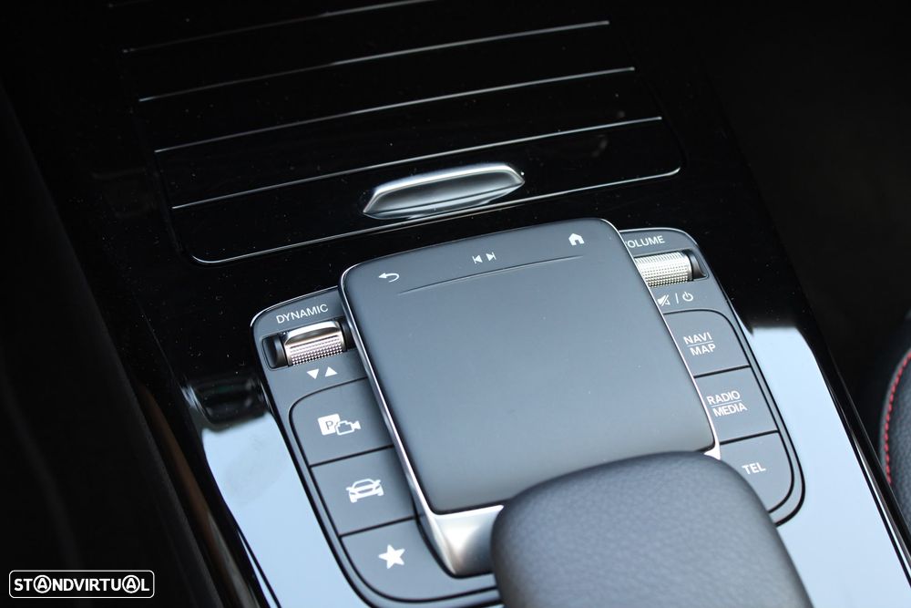 Mercedes-Benz CLA 200 7G-DCT Edition AMG Line - 14