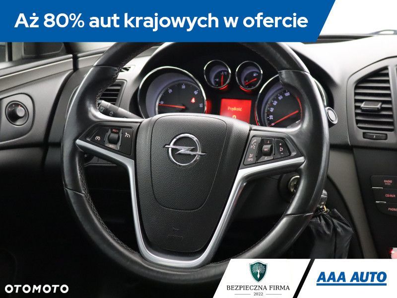 Opel Insignia - 22