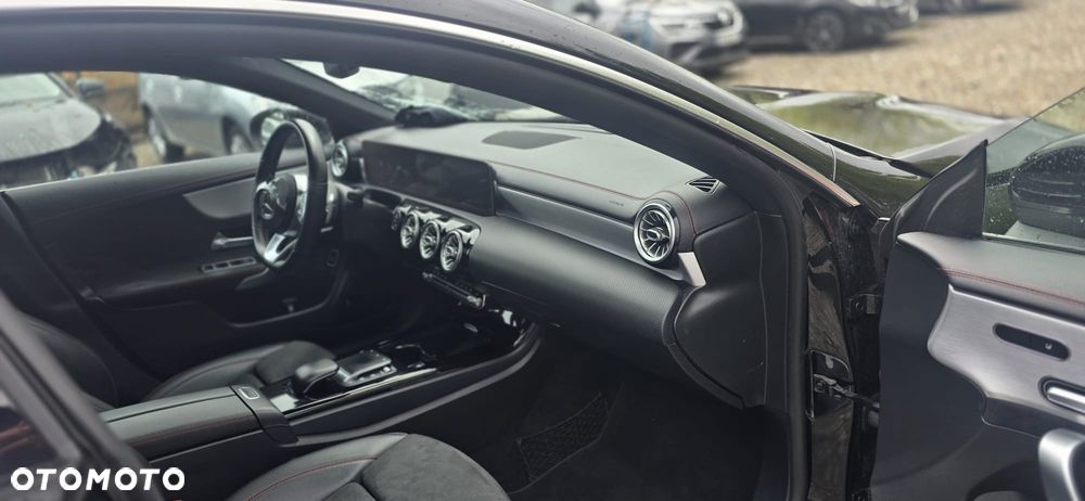 Mercedes-Benz CLA 200 7G-DCT Edition 2021 - 35