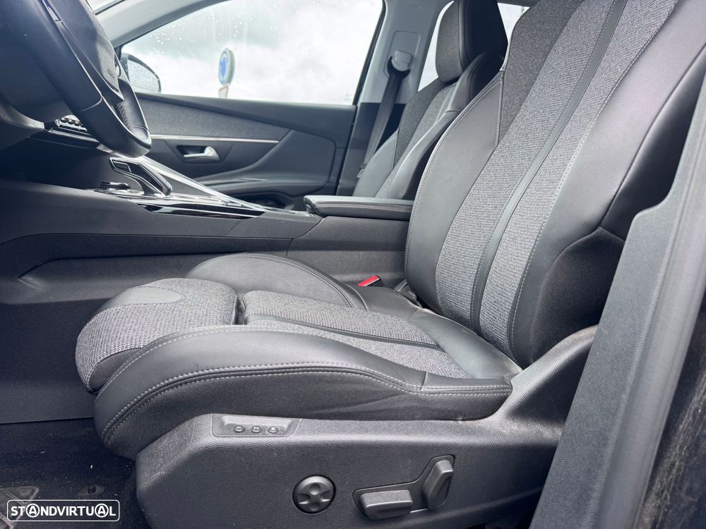 Peugeot 3008 1.2 PureTech Allure EAT8 - 5