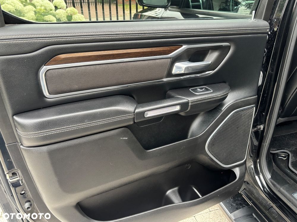 RAM 1500 Crew Cab Laramie - 18