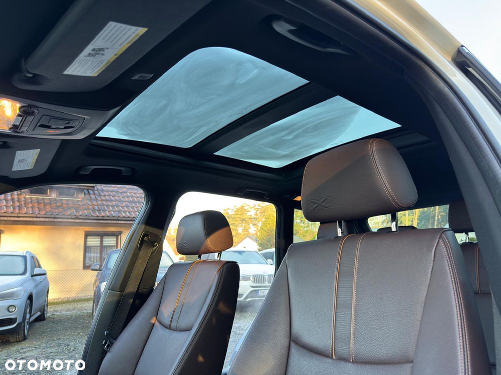 BMW X3 xDrive28i xLine - 37