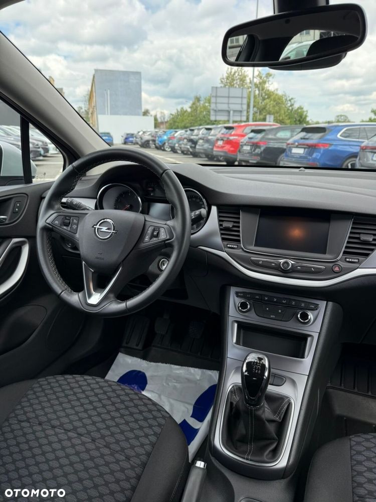 Opel Astra 1.4 T Enjoy - 22