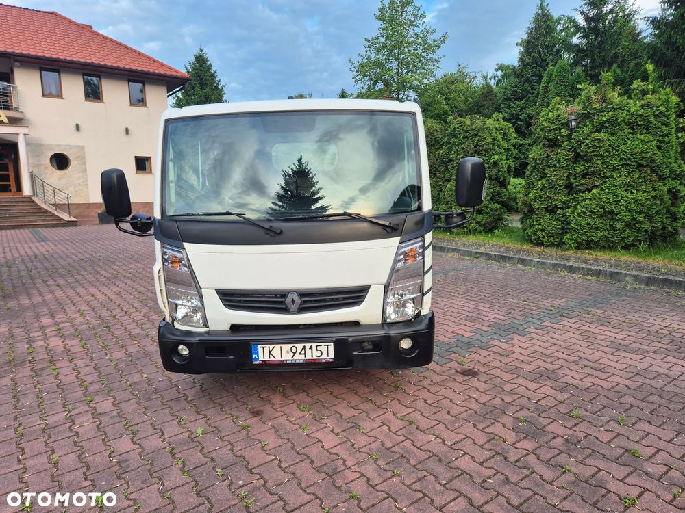 Renault Maxity - 6