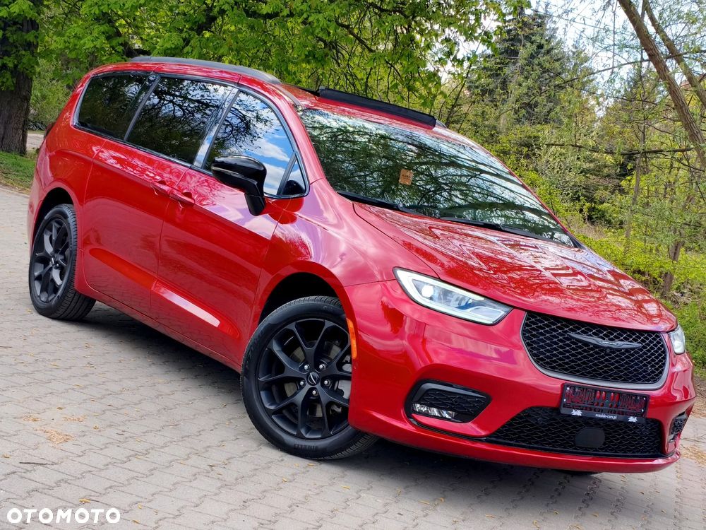 Chrysler Pacifica - 29