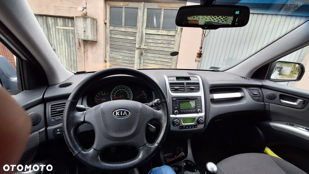 Kia Sportage 2.0 d Tour - 8