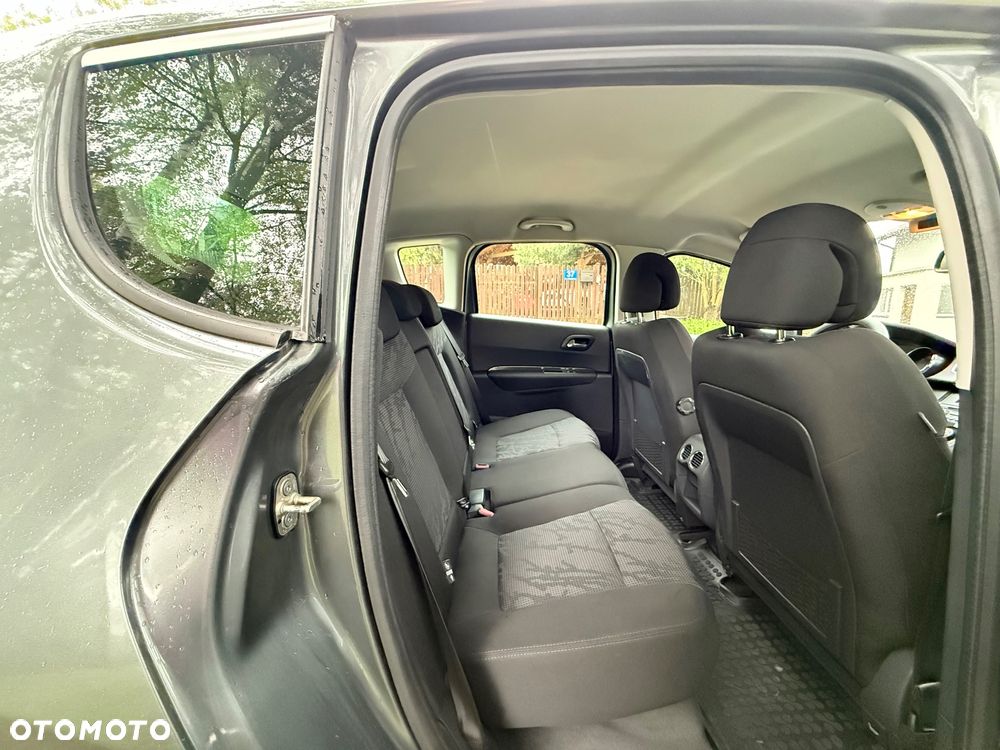 Peugeot 3008 1.6 HDi Premium - 27
