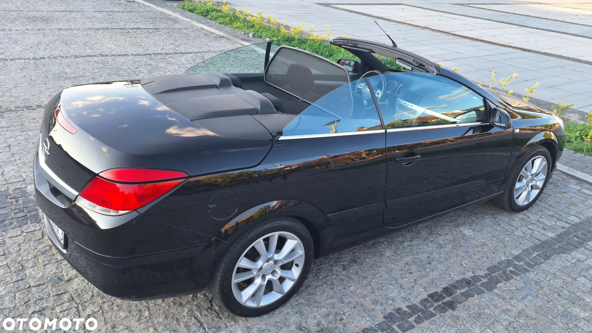 Opel Astra TwinTop 1.8 Enjoy - 21