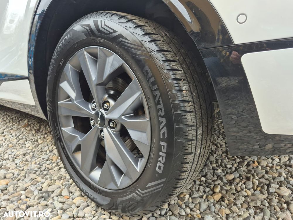 Kia Sportage 1.6 T-GDI HEV 6AT 4x2 GT Line - 29