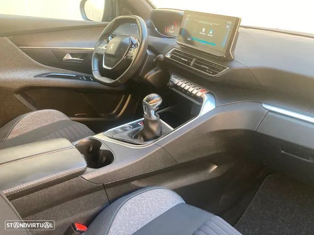 Peugeot 3008 PureTech 130 Stop & Start GPF Active Pack - 31