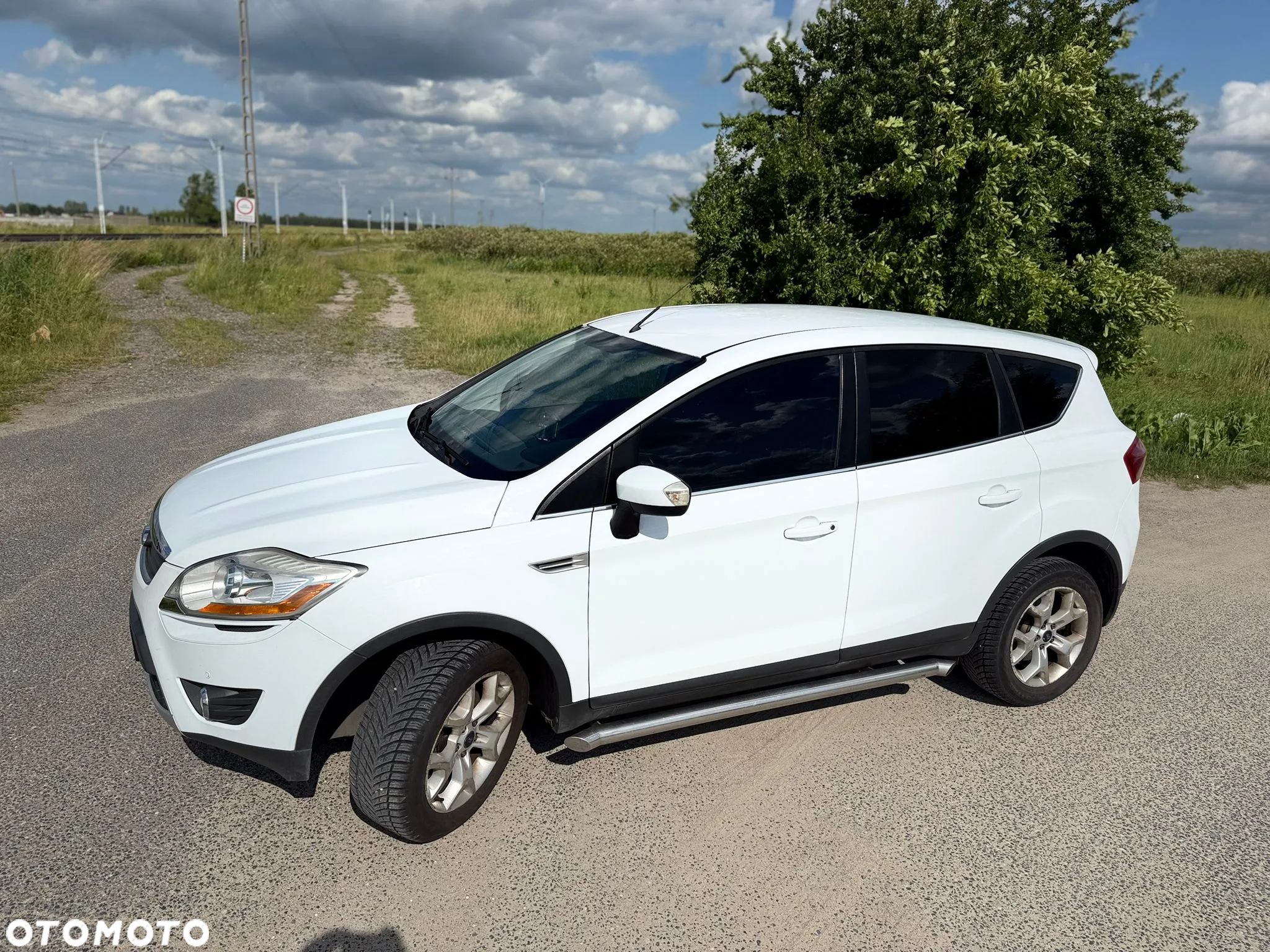 Ford Kuga - 17