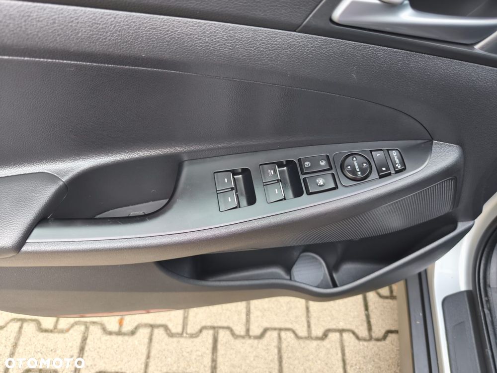 Hyundai Tucson 1.6 GDi 2WD Trend - 16