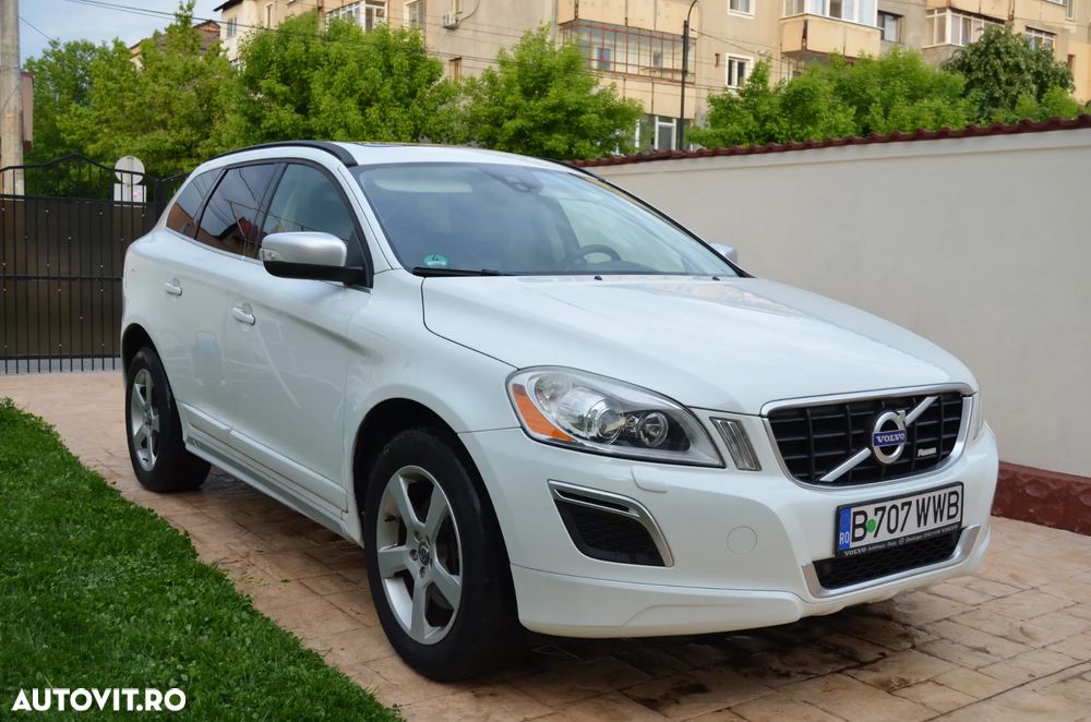 Volvo XC 60 2.4D AWD Aut. RDesign - 3