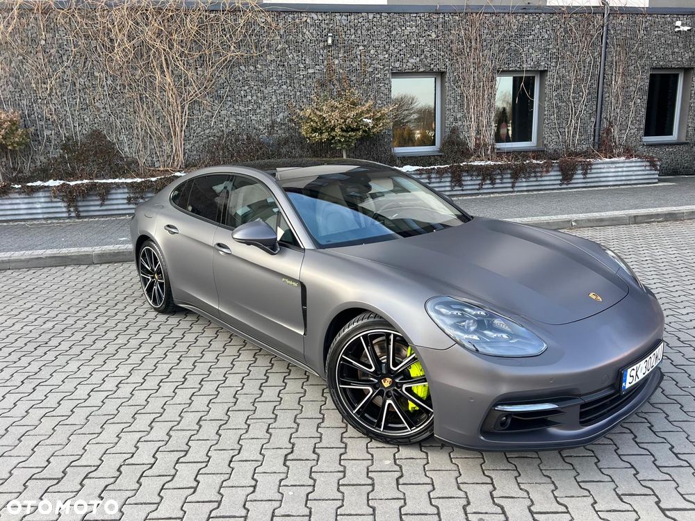 Porsche Panamera 4 E-Hybrid Executive - 2
