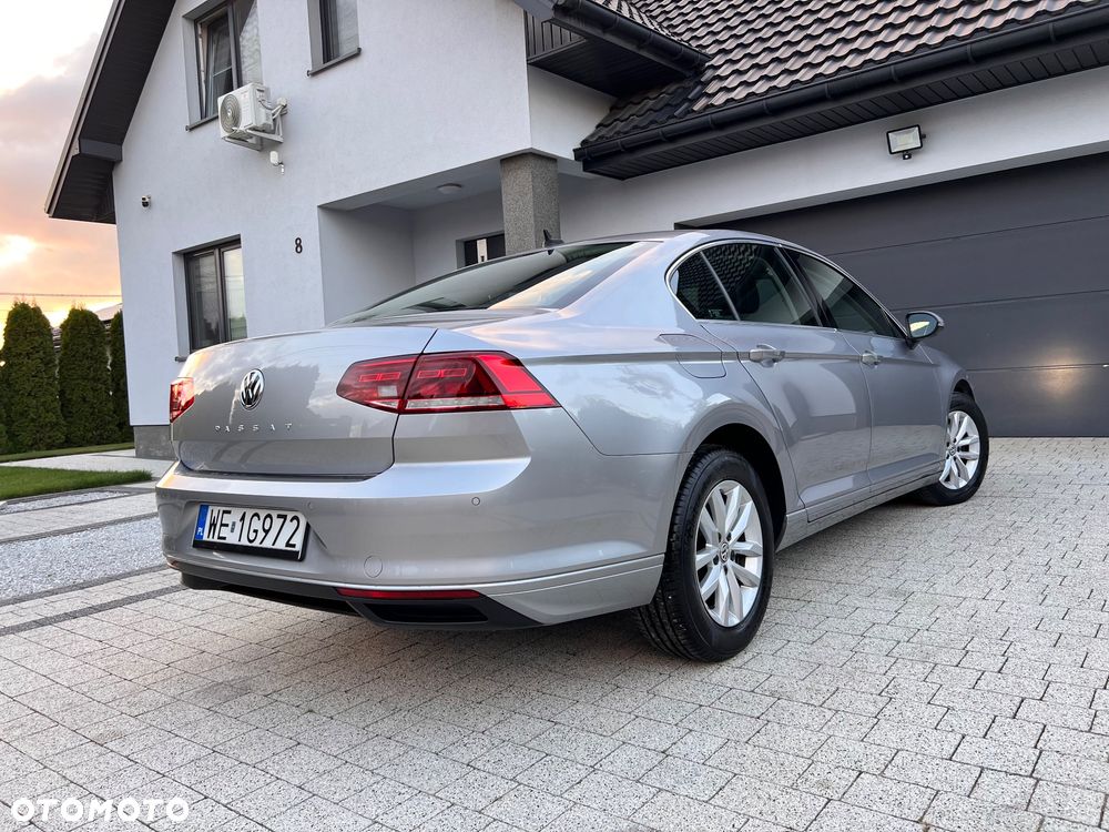 Volkswagen Passat 2.0 TDI EVO Business - 21