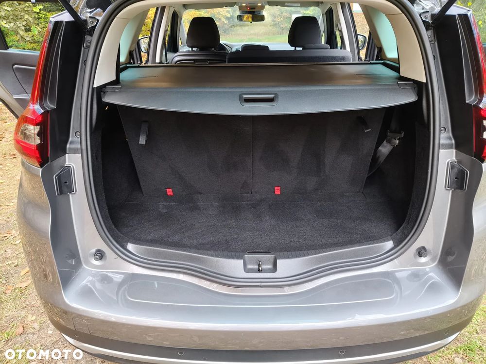 Renault Grand Scenic - 20