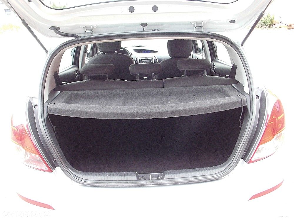Hyundai i20 1.2 Classic - 26