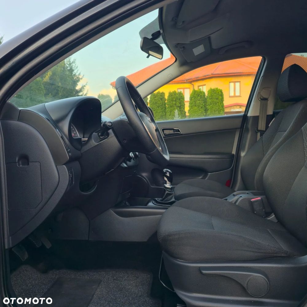 Hyundai i30 1.4 Edition Plus - 21