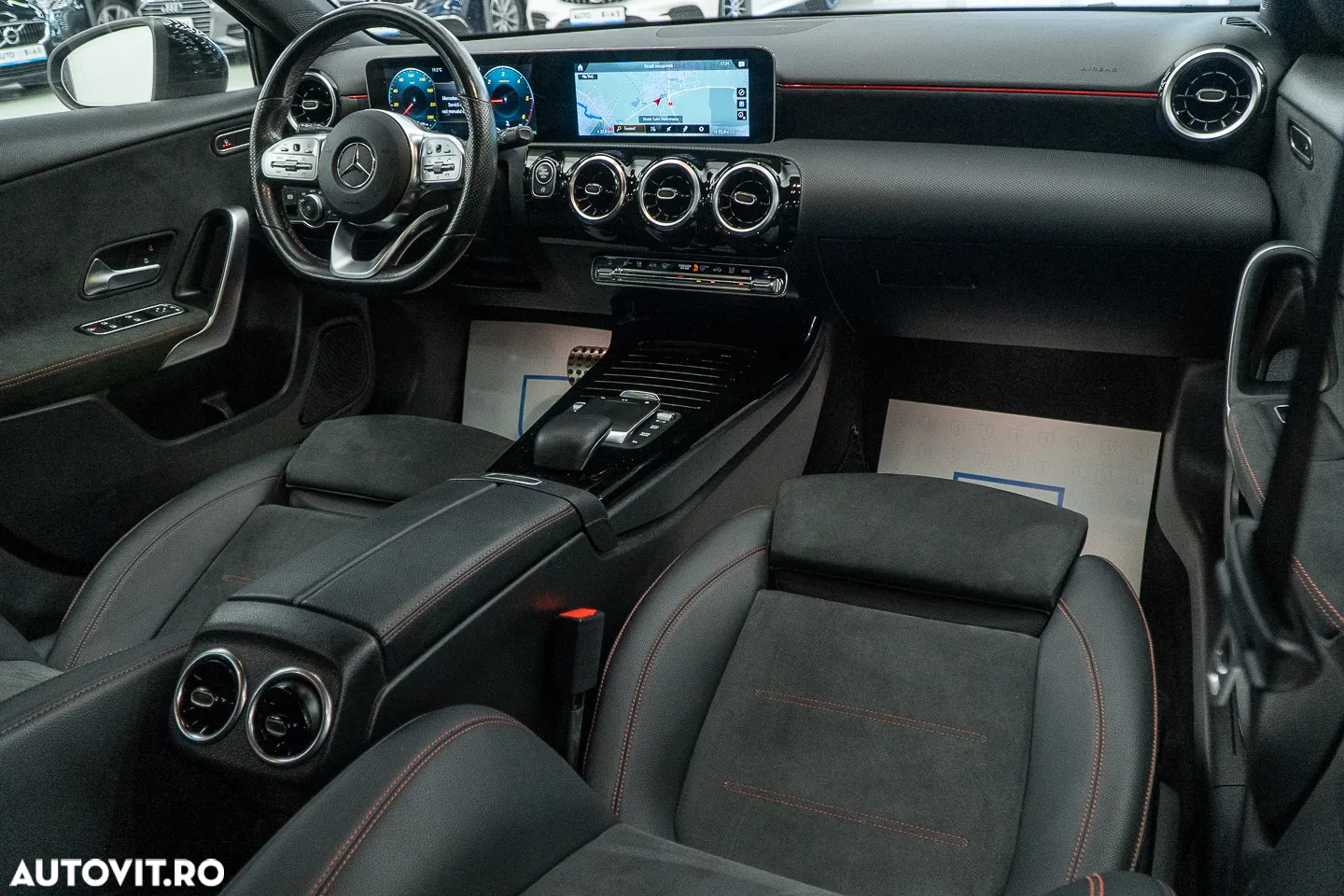 Mercedes-Benz A 180 d 7G-DCT AMG Line - 2