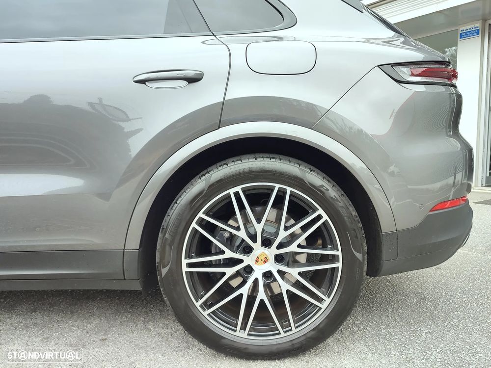 Porsche Cayenne E-Hybrid - 46