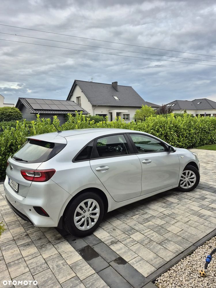 Kia Ceed 1.6 CRDi SCR L - 27