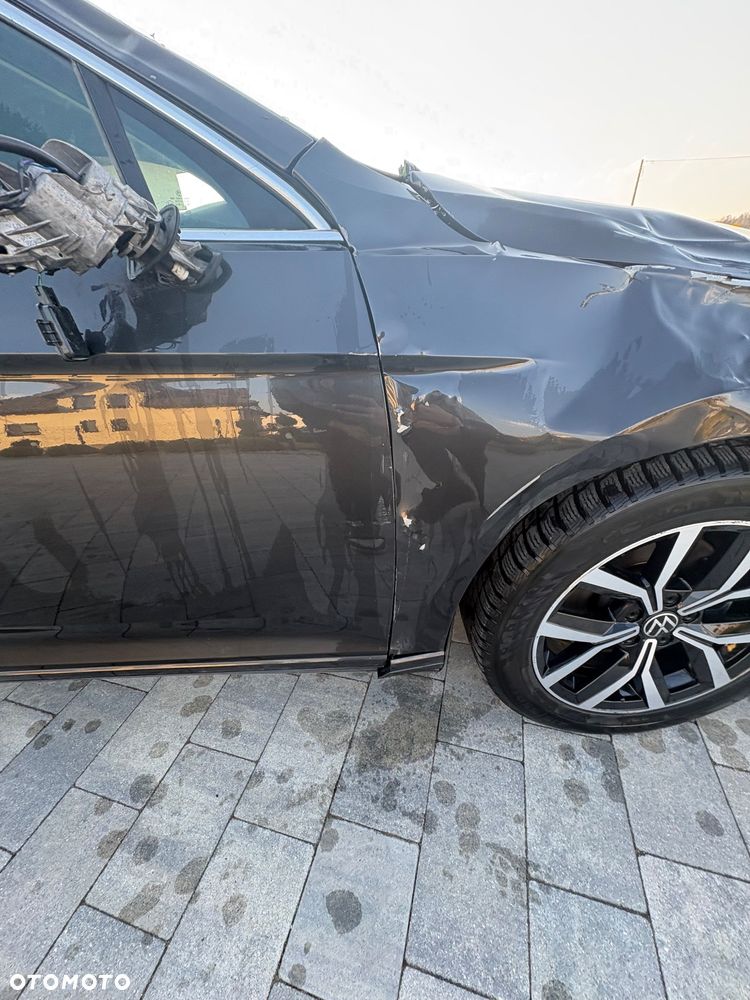 Volkswagen Passat 2.0 TDI EVO Business DSG - 29