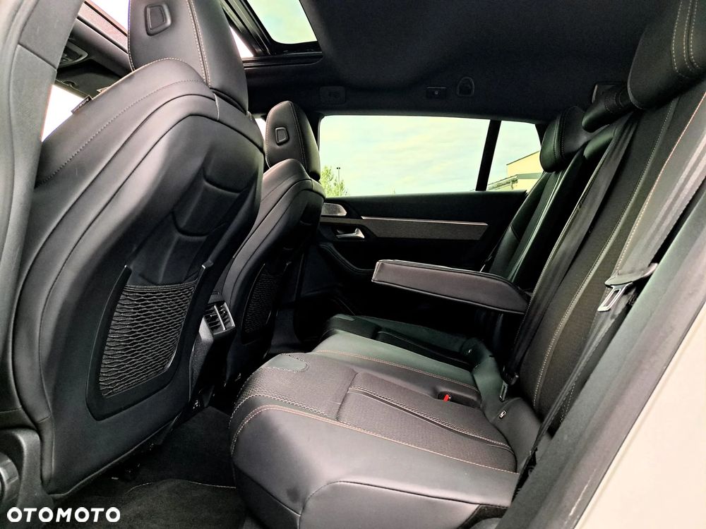 Peugeot 5008 - 24