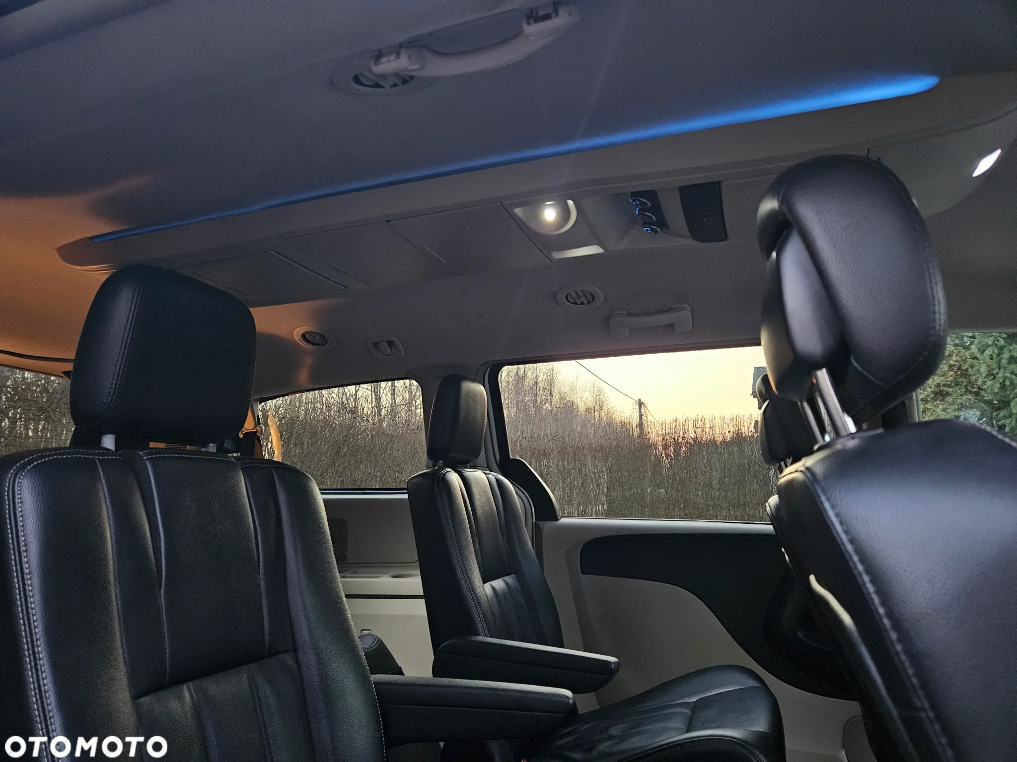 Chrysler Town & Country 3.6 Touring - 14