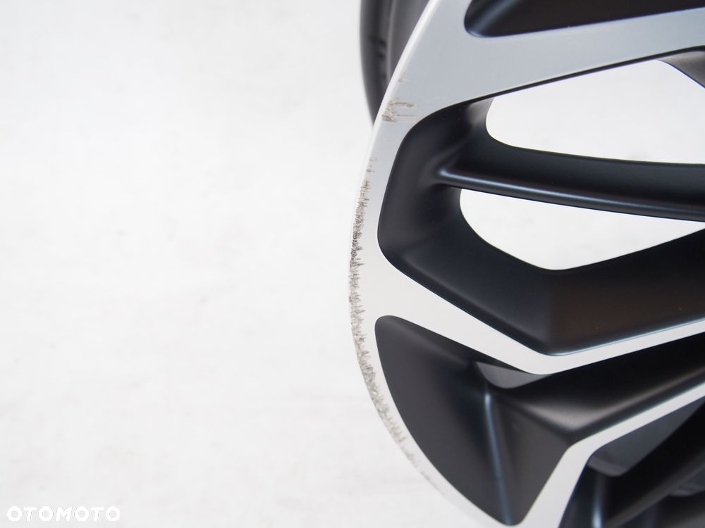 Ford Mondeo Felga 8Jx18H2 et 55 5x108 - 2