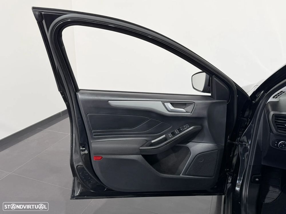 Ford Focus SW 1.0 EcoBoost MHEV Active - 17