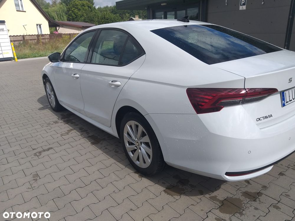 Skoda Octavia 1.5 TSI mHEV Selection DSG - 4
