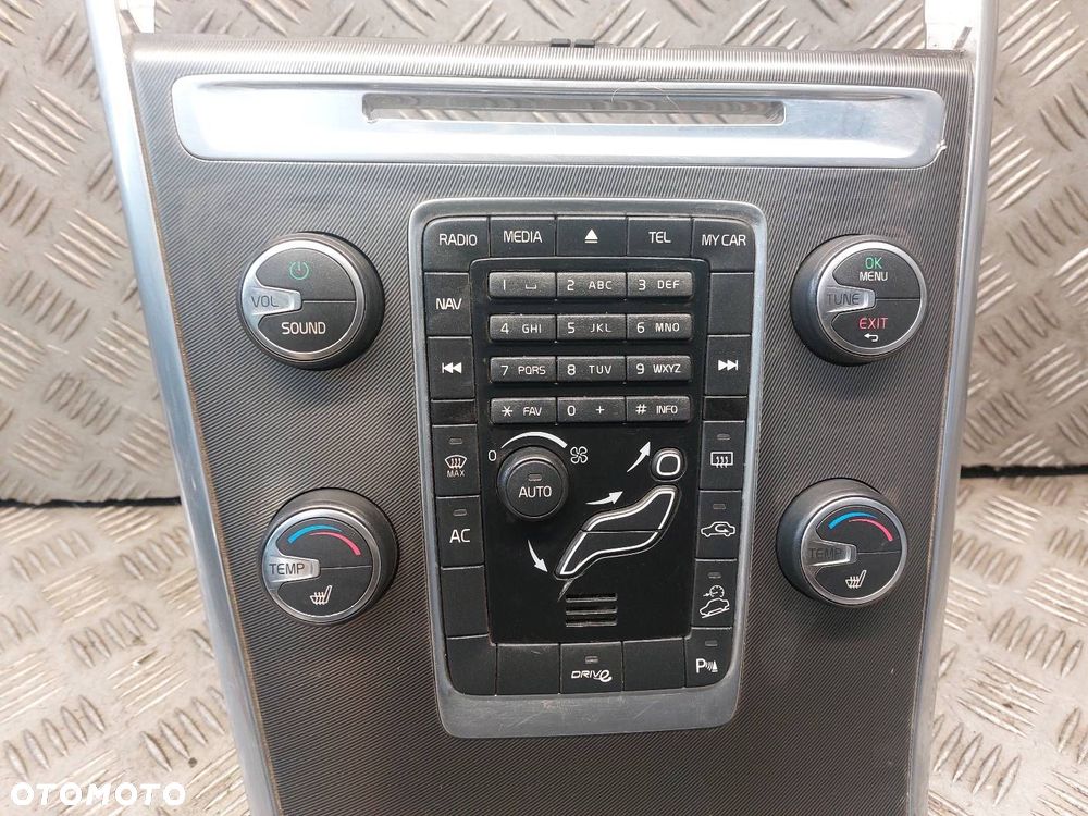 KONSOLA ŚRODKOWA PANEL NAWIEWU VOLVO XC60 I 31351079 - 6