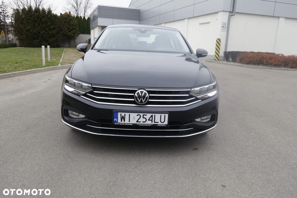 Volkswagen Passat 1.5 TSI EVO Elegance DSG - 3