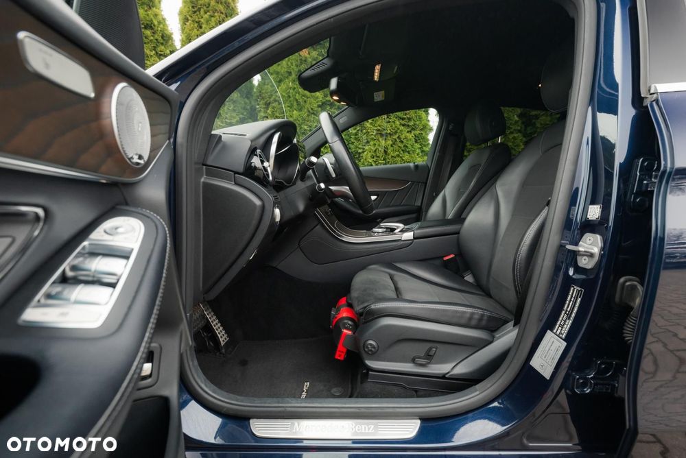 Mercedes-Benz GLC - 13