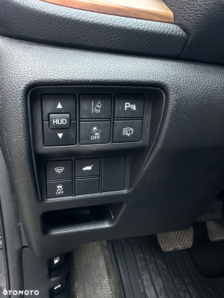 Honda CR-V 1.5 Executive (Honda Connect+) CVT - 24